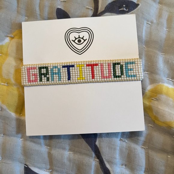 NWOT Beaded Gratitude Bracelet - Picture 7 of 7